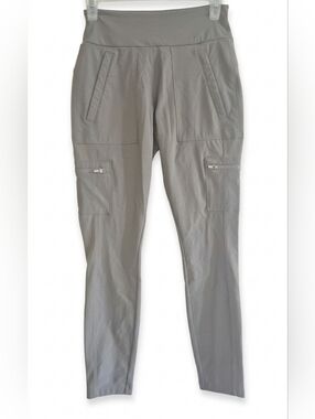 Athleta Headlands Hybrid Cargo Pants  High Rise Zip Pocket Performance Jogger